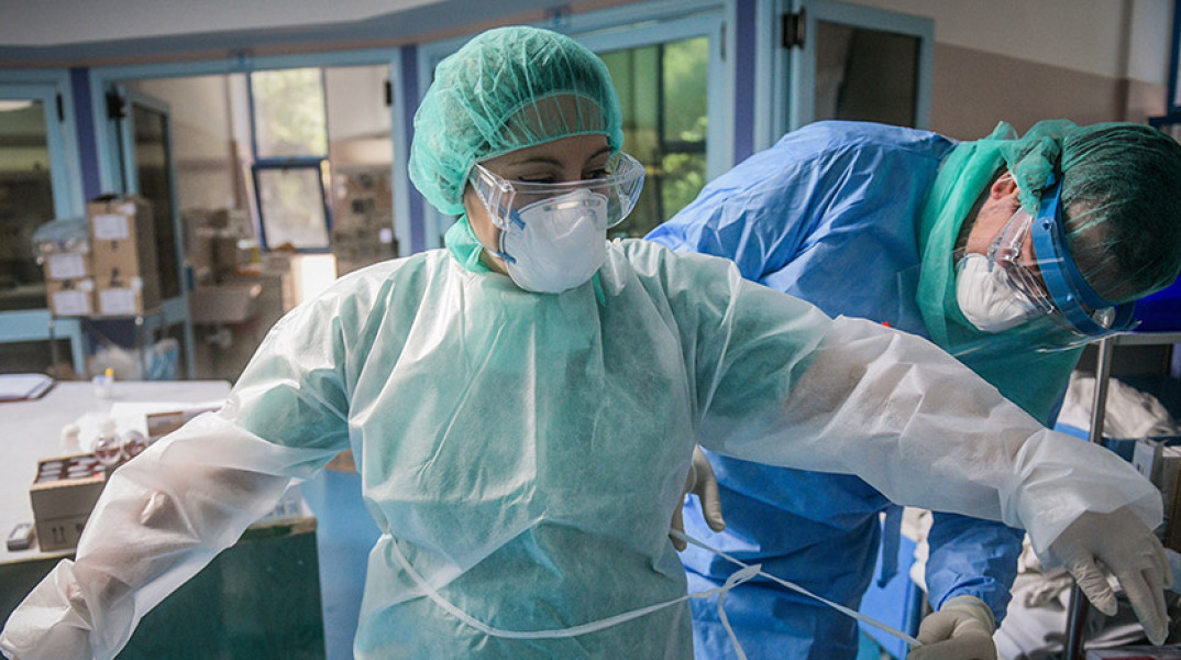 ΝΟΣΟΚΟΜΕΙΟ ΑΝΑΦΟΡΑΣ COVID-19 "ΣΩΤΗΡΙΑ"-ΣΤΙΓΜΙΟΤΥΠΑ ΑΠΟ ΤΗΝ ΜΟΝΑΔΑ ΕΝΤΑΤΙΚΗΣ ΘΕΡΑΠΕΙΑΣ