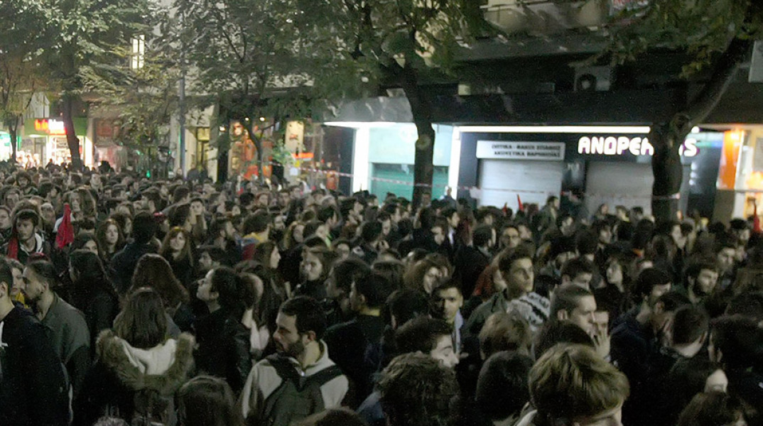 ΘΕΣΣΑΛΟΝΙΚΗ - ΠΟΡΕΙΑ ΓΙΑ ΤΗΝ ΕΠΕΤΕΙΟ ΤΟΥ ΠΟΛΥΤΕΧΝΕΙΟΥ 