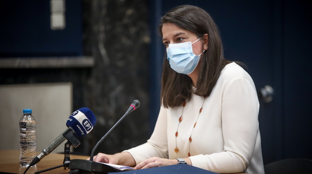 Η υπουργός Παιδείας, Νίκη Κεραμέως