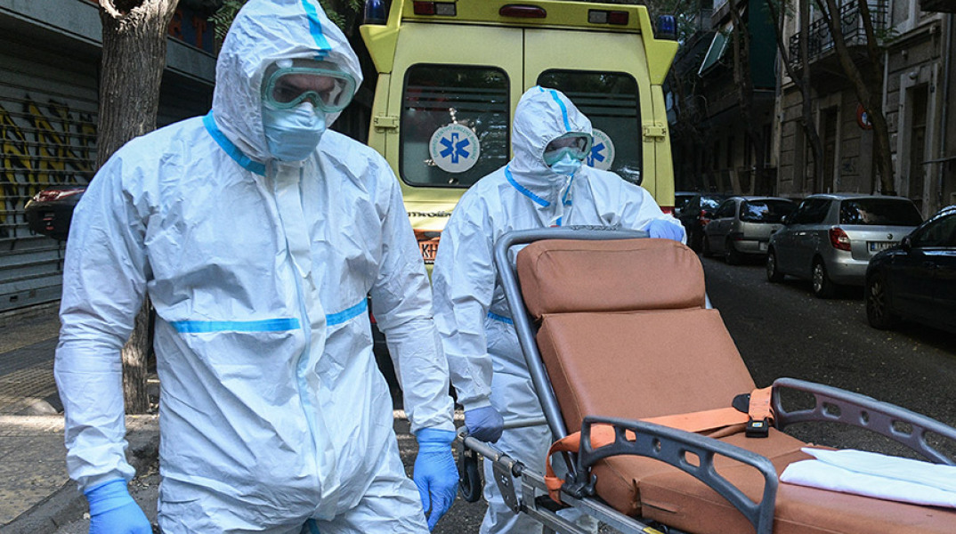  Κορωνοϊός - Ασθενοφόρο