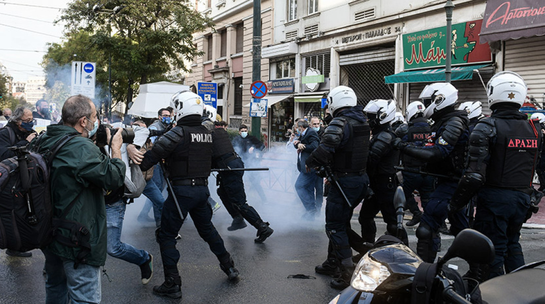 ΑΘΗΝΑ - ΕΠΕΙΣΟΔΙΑ ΜΕΤΑΞΥ ΜΕΛΩΝ ΤΟΥ ΠΑΜΕ ΚΑΙ ΤΗΣ ΑΣΤΥΝΟΜΙΑΣ