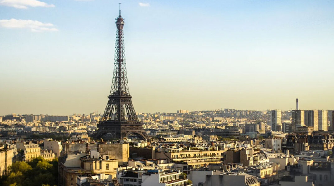 Ο Πύργος του Άιφελ στο Παρίσι - Η γαλλική πρωτεύουσα στην κορυφή της λίστας του Economist με τις πιο ακριβές πόλεις του κόσμου