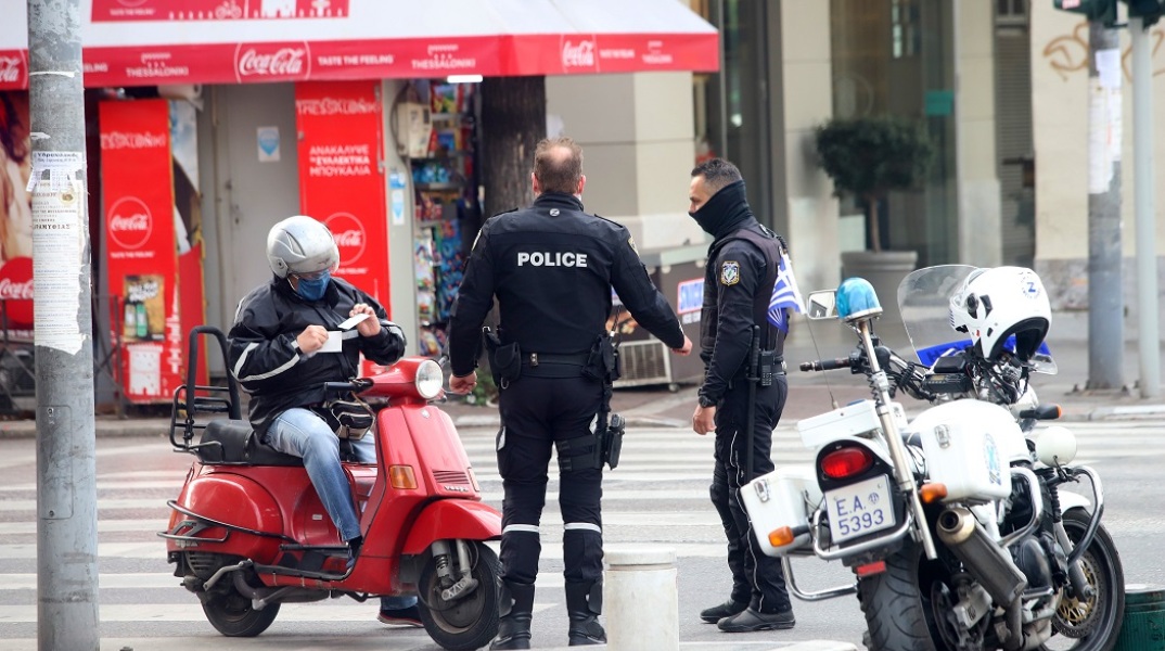Έλεγχοι της Αστυνομίας για την τήρηση των μέτρων 