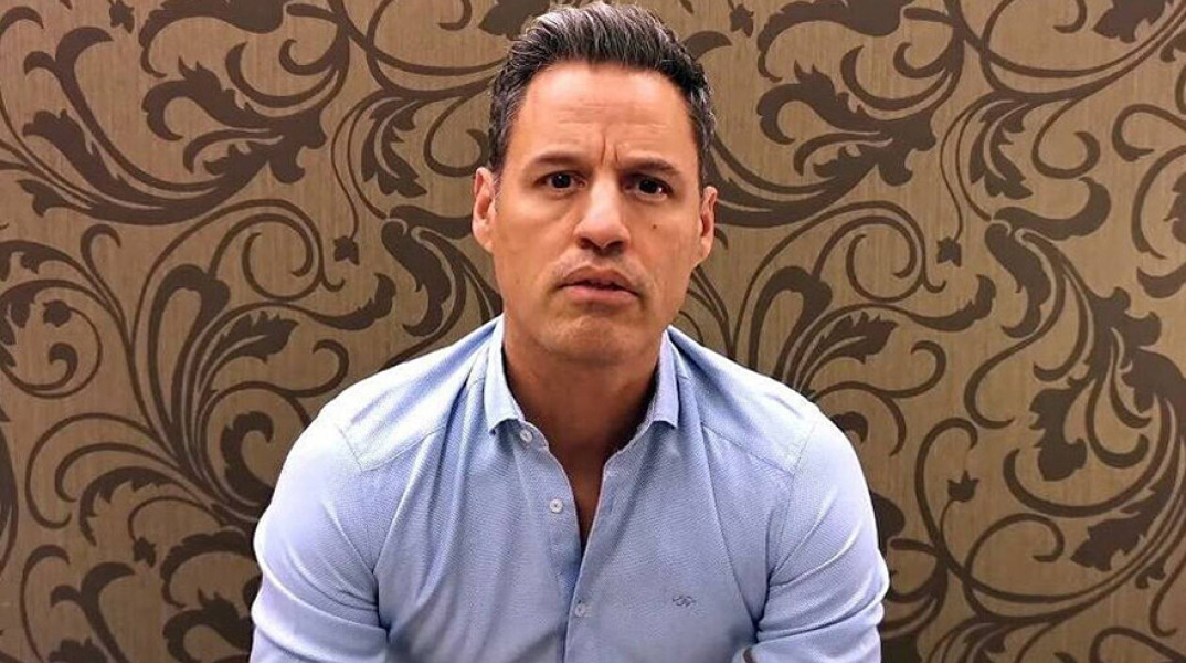 Γρηγόρης Πετράκος 