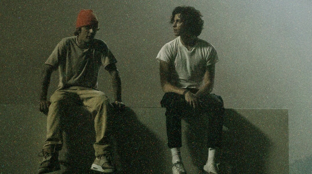 Οι τραγουστές Shawn Mendes και Justin Bieber