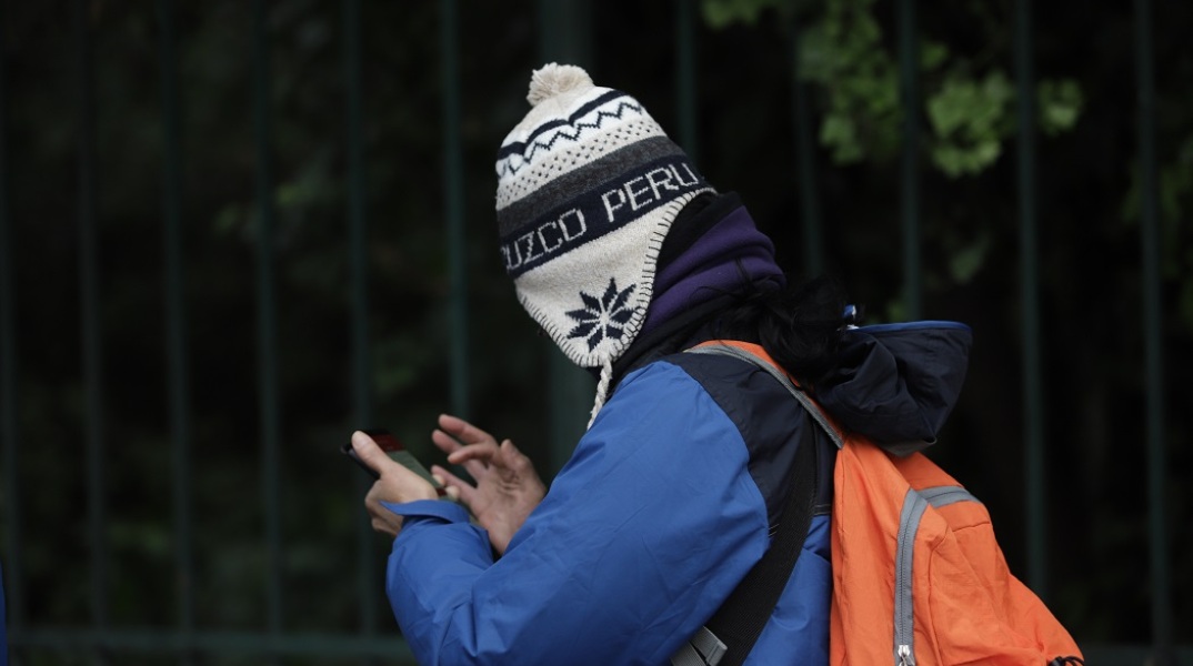 Κρύο - Πολίτης με σκούφο