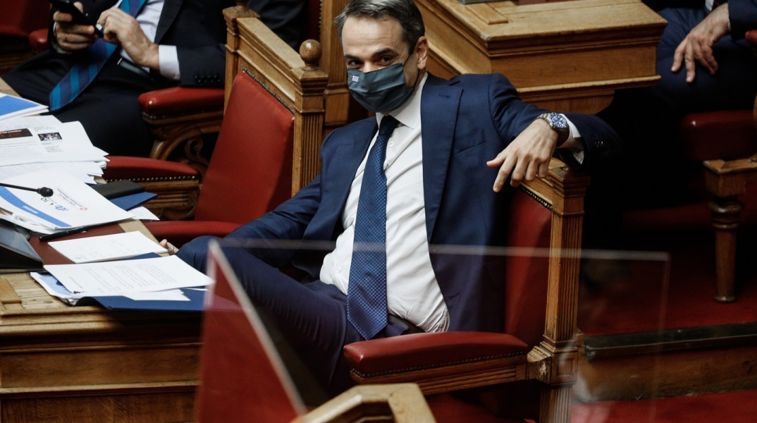 Ο πρωθυπουργός Κυριάκος Μητσοτάκης στη Βουλή