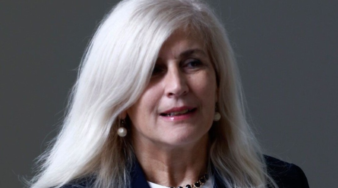 Η Ελένη Αυλωνίτου