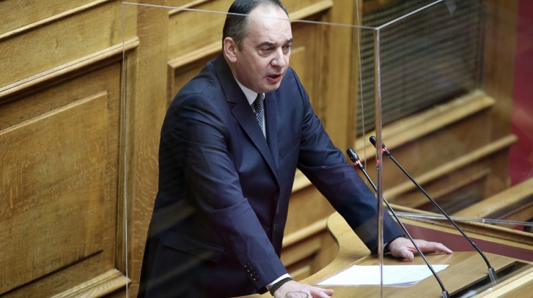 Γιάννης Πλακιωτάκης