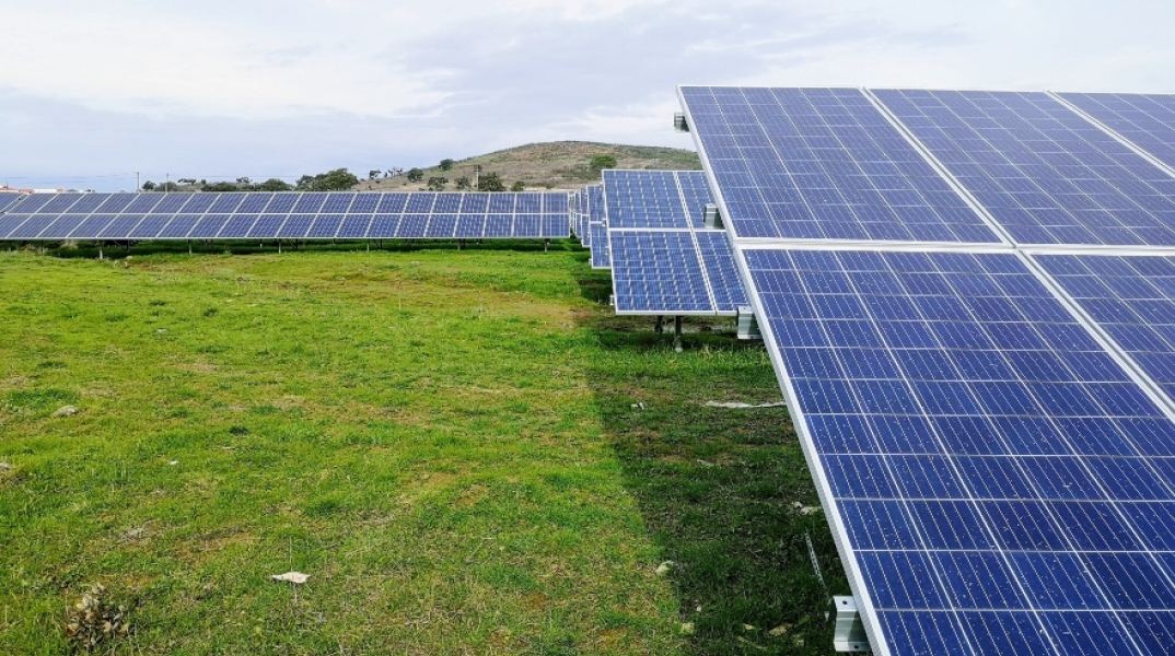 φωτοβολταϊκά πάνελ