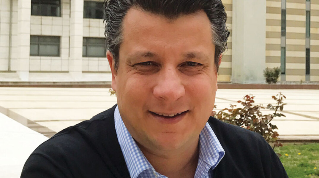 Μανώλης Δερμιτζάκης