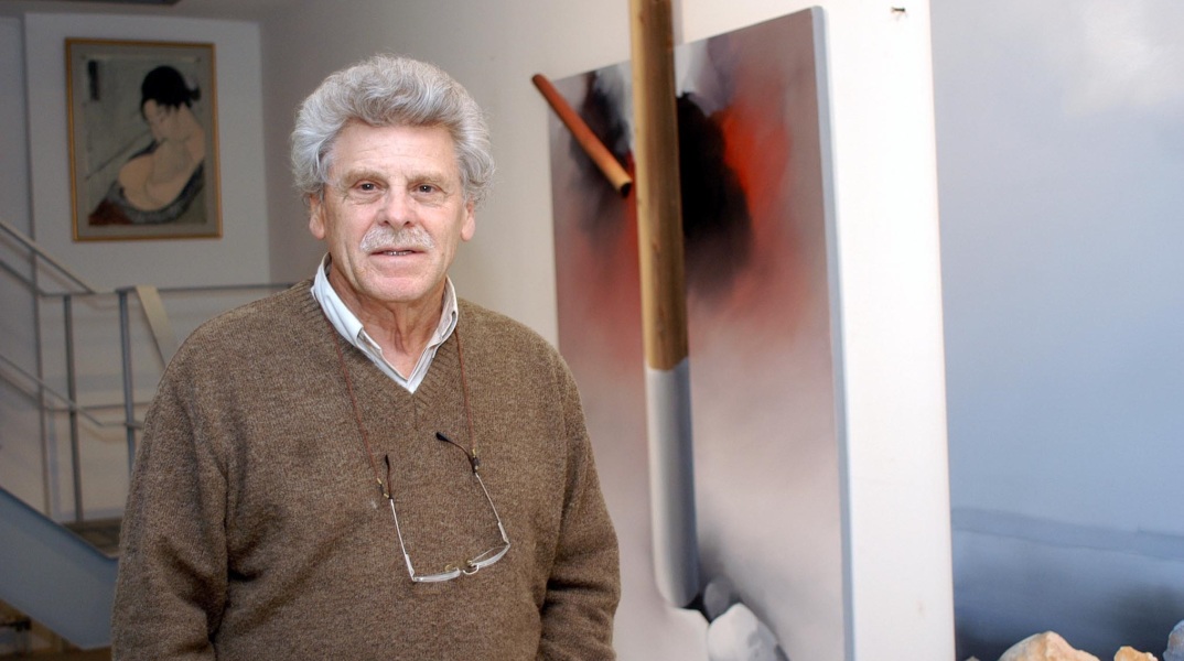 Ο εικαστικός Κώστας Τσόκλης