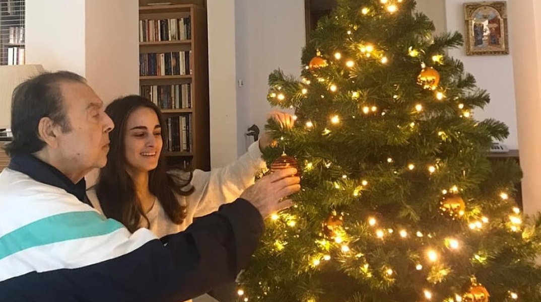 Ο Τόλης Βοσκόπουλος με την κόρη του Μαρία