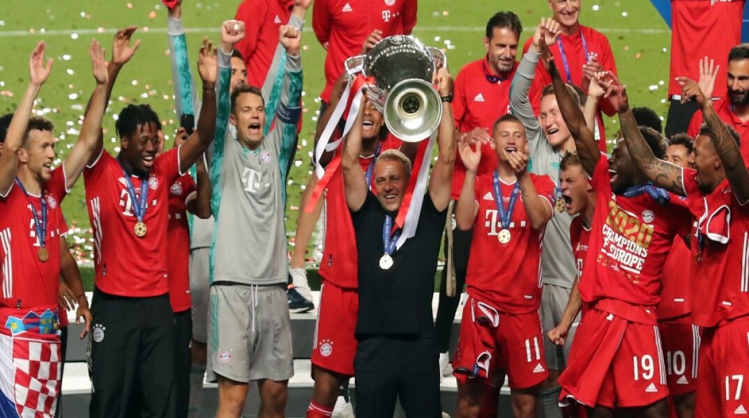 Η Μπάγερν Μονάχου με το τρόπαιο του Champions League