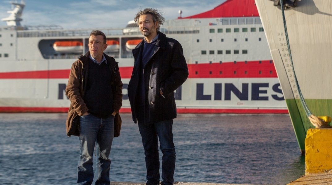 Μανώλης Μαυροματάκης και Λευτέρης Γιοβανίδης στις διαδρομές του Δημοτικού Θεάτρου Πειραιά