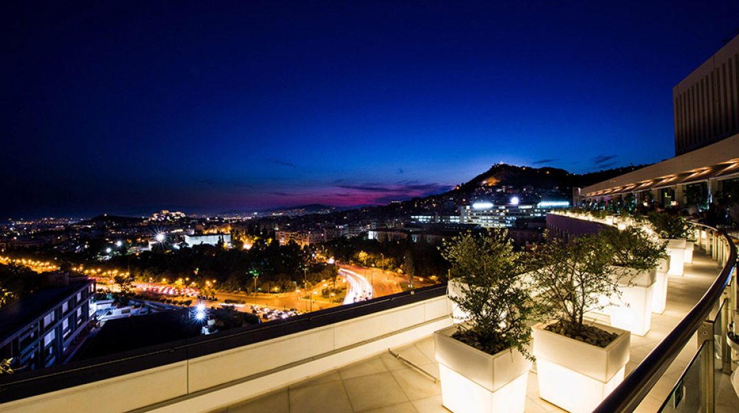 Εορταστική προσφορά διαμονής στο Hilton Αθηνών 