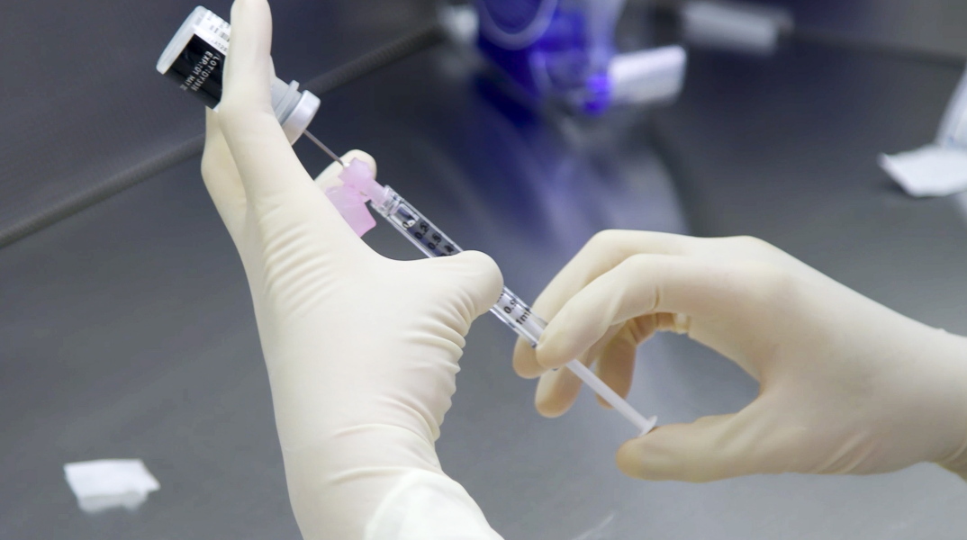 Στην αναστολή των κλινικών δοκιμών του εμβολίου κατά της Covid-19 της κινεζικής Sinopharm προχώρησε το Περού, εξαιτίας «σοβαρής παρενέργειας» σε εθελοντή