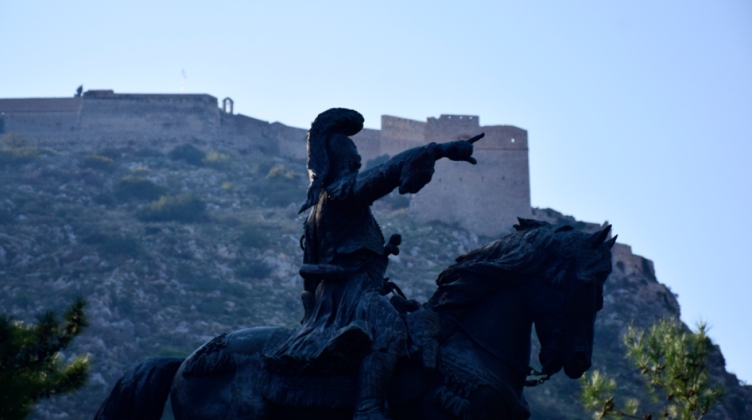 Ο Ανδριάντας του Θεόδωρου Κολοκοτρώνη στο Ναύπλιο