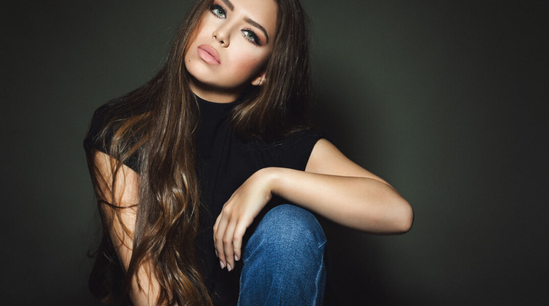 Νικόλ Σαραβάκου