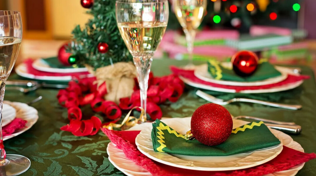 Χριστουγεννιάτικο τραπέζι