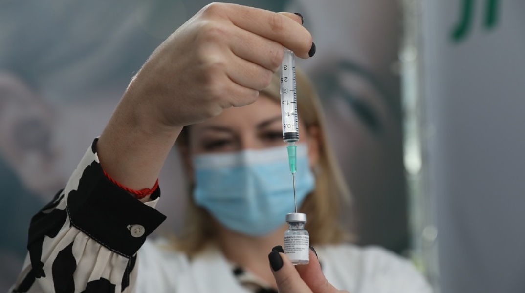 Εμβόλιο - κορωνοϊός