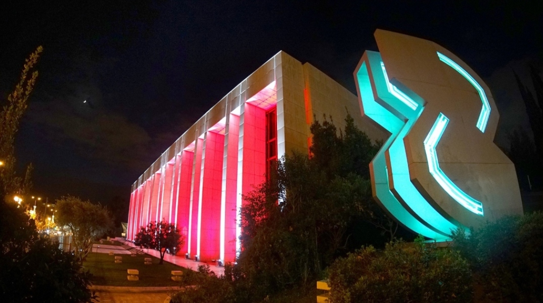 Ο Γιώργος Τέλλος φωτίζει το Μέγαρο Μουσικής Αθηνών 