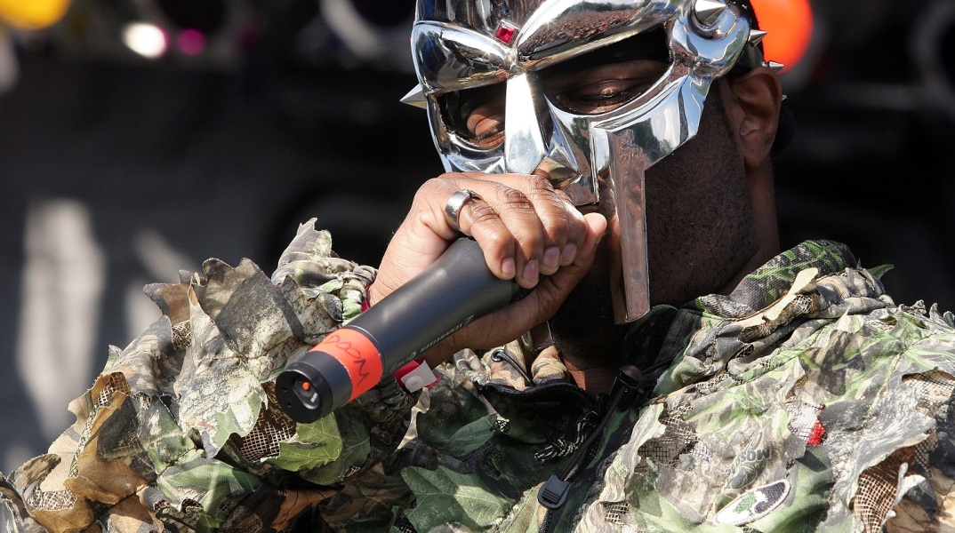Ο ράπερ MF DOOM