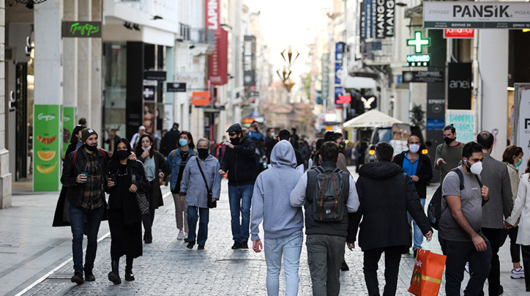ΠΡΩΤΟΧΡΟΝΙΑΤΙΚΕΣ ΑΓΟΡΕΣ ΣΤΗΝ ΟΔΟ ΕΡΜΟΥ 