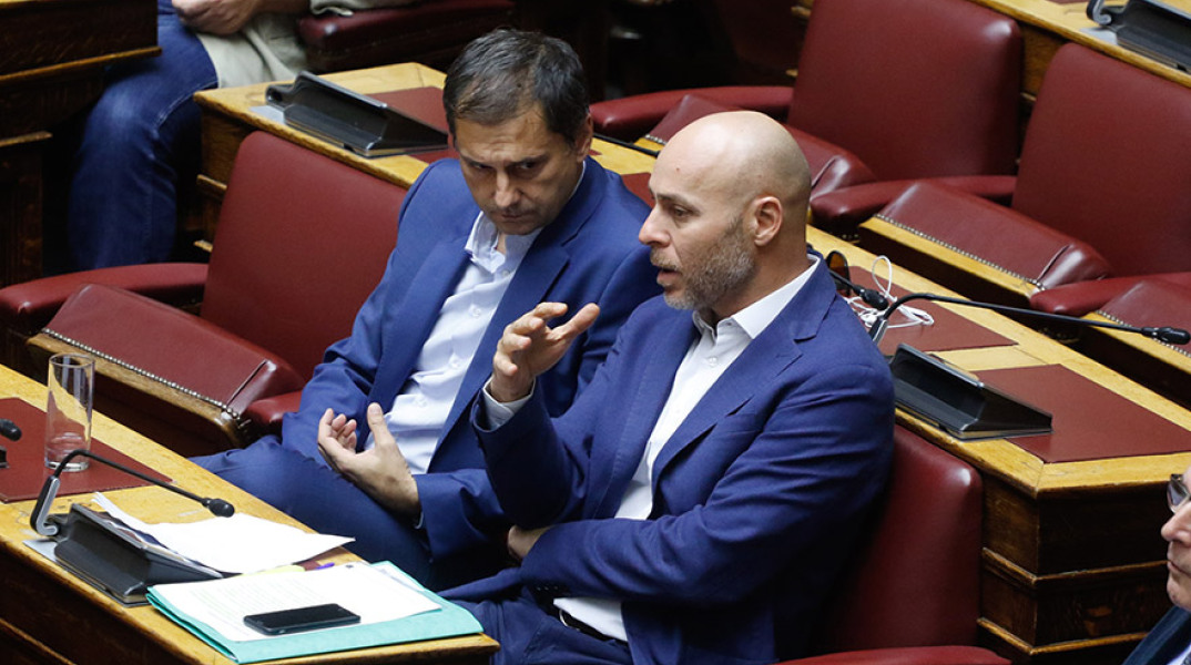 ΘΕΟΧΑΡΗΣ ΘΕΟΧΑΡΗΣ ΑΜΥΡΑΣ ΓΙΩΡΓΟΣ