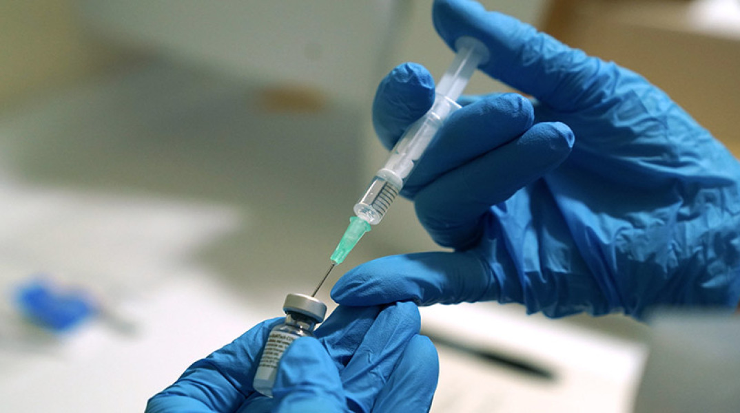 Κορωνοϊός - COVID-19, Βρετανία, εμβόλιο