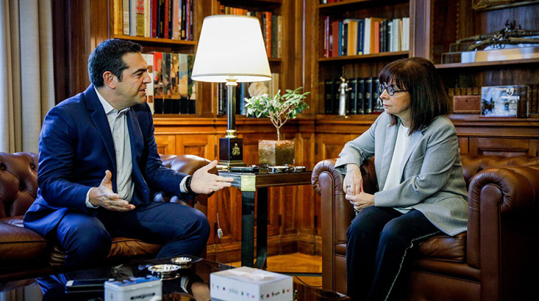 Αλέξης Τσίπρας και Κατερίνα Σακελλαροπούλου σε παλαιότερη συνάντηση στο Προεδρικό Μέγαρο