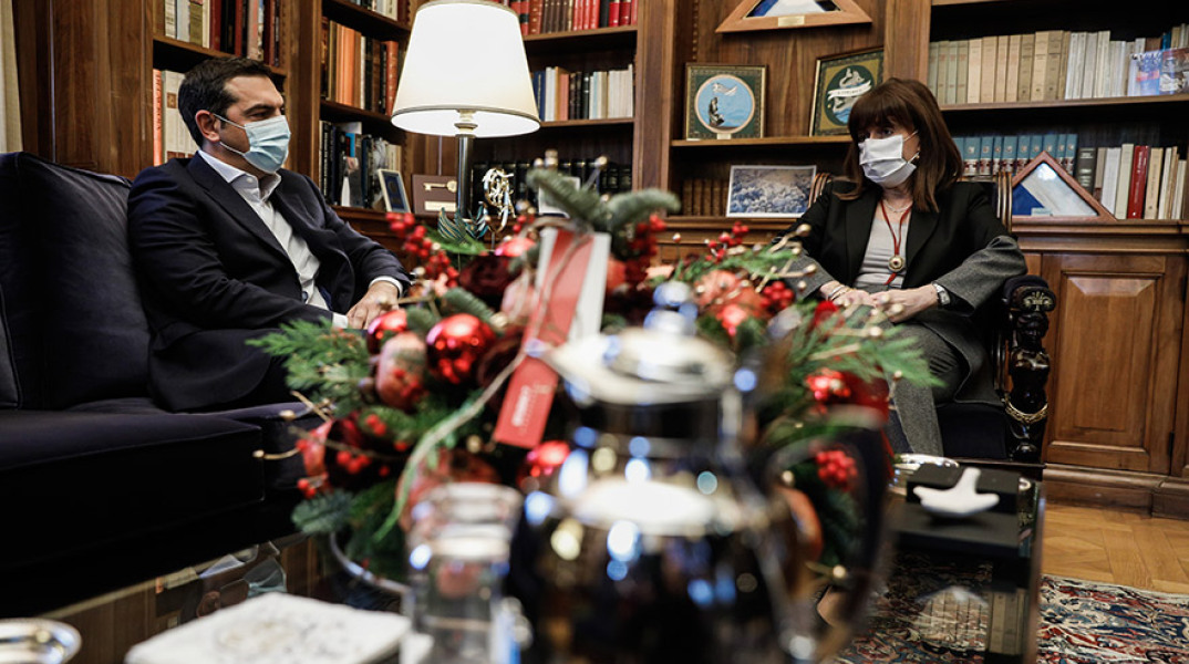  ΣΥΝΑΝΤΗΣΗ ΤΗΣ ΠτΔ ΚΑΤ. ΣΑΚΕΛΛΑΡΟΠΟΥΛΟΥ ΜΕ ΤΟΝ ΠΡΟΕΔΡΟ ΤΟΥ ΣΥΡΙΖΑ ΑΛ. ΤΣΙΠΡΑ 