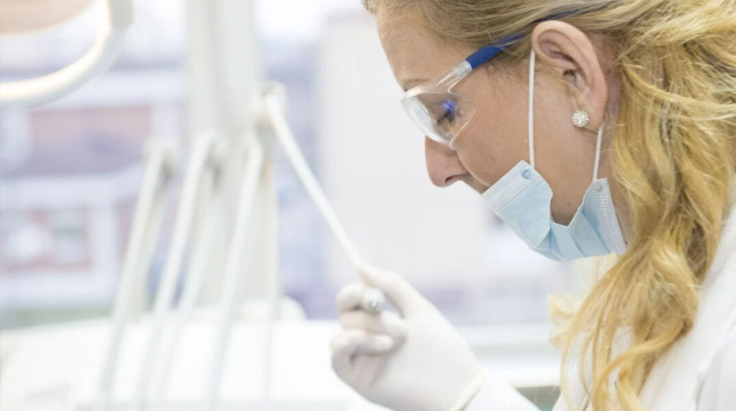 Οδοντίατρος