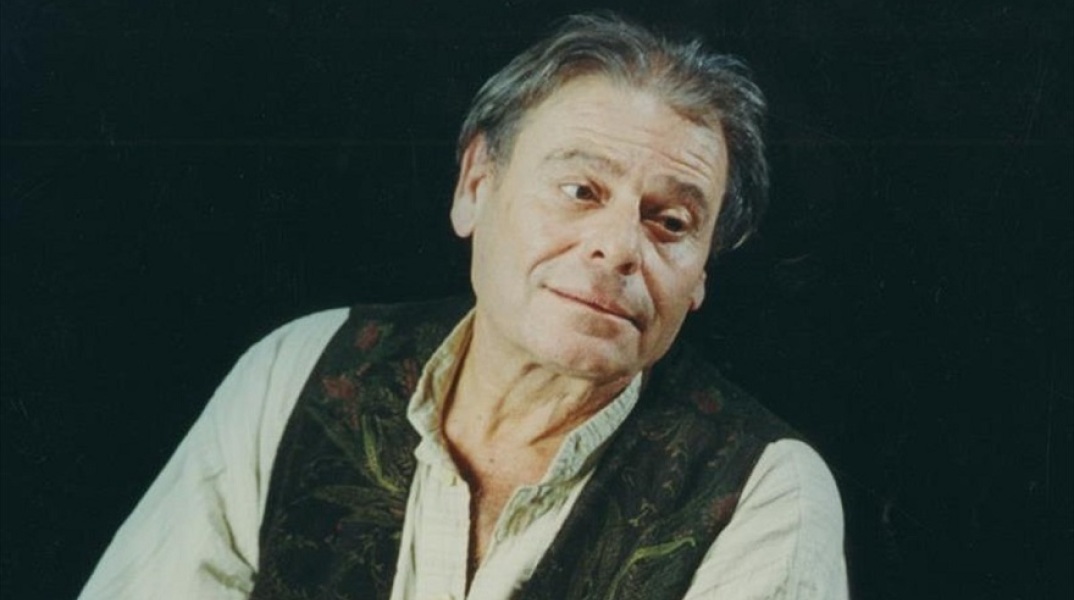 Γιάννης Ροζάκης