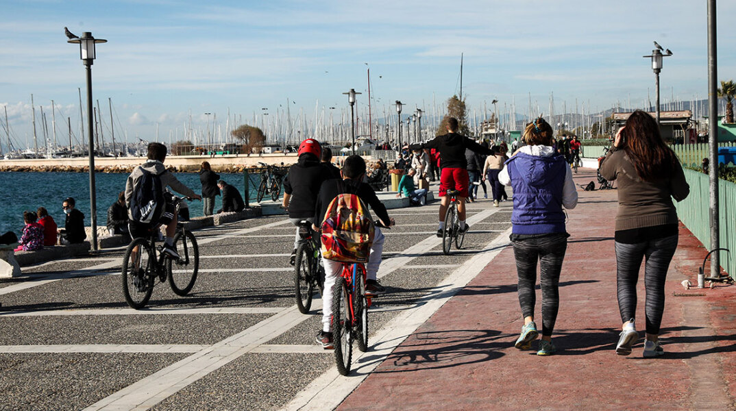 ΠΑΡΑΛΙΑ ΦΛΟΙΣΒΟΥ