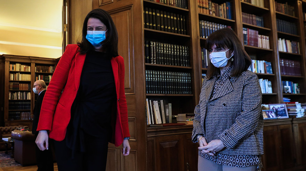 ΣΥΝΑΝΤΗΣΗ ΤΗΣ ΠτΔ ΚΑΤ. ΣΑΚΕΛΛΑΡΟΠΟΥΛΟΥ ΜΕ ΤΗΝ ΥΠ. ΠΑΙΔΕΙΑΣ Ν. ΚΕΡΑΜΕΩΣ 