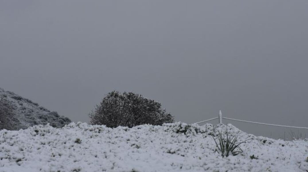 Xιόνια από την κακοκαιρία Λέανδρος