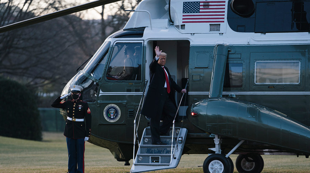 O Ντόναλντ Τραμπ αναχώρησε από τον Λευκό Οίκο