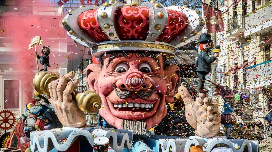 Άρμα από το πατρινό καρναβάλι - φωτογραφία αρχείου