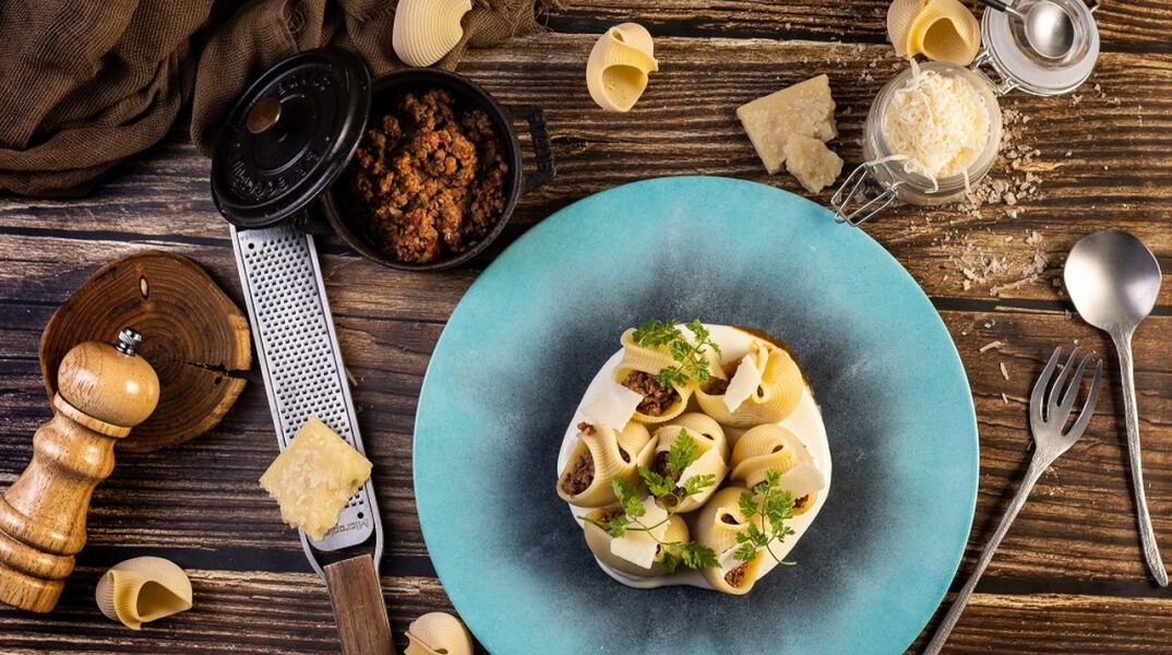 4  εξαιρετικοί έλληνες σεφ μαγειρεύουν για σένα στο You Tube