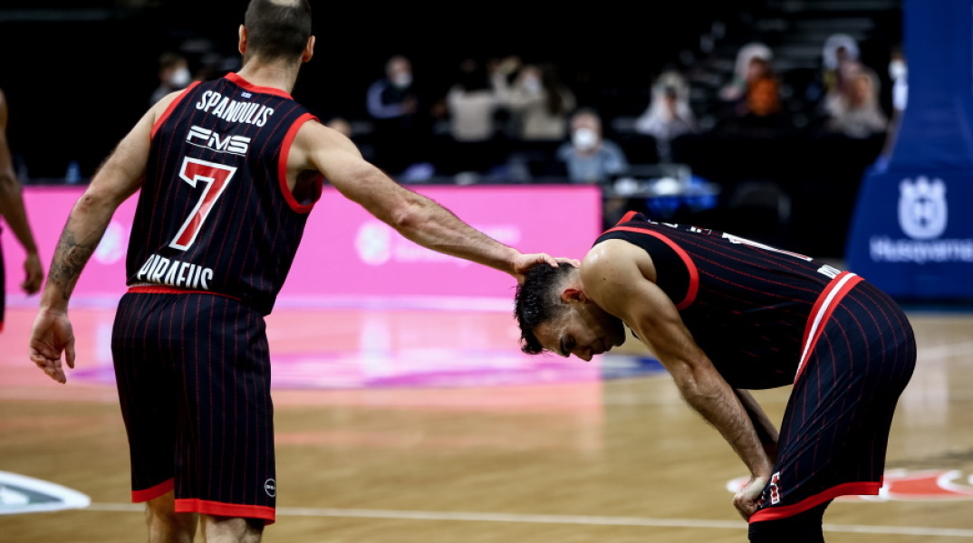 Euroleague: Ιδανικός αυτόχειρας ο Ολυμπιακός, ηττήθηκε με 81-79 από την Ζαλγκίρις στο Κάουνας και έμεινε πίσω στη μάχη για την 8άδα.