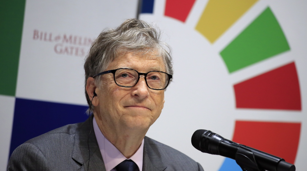 Την πρώτη δόση του εμβολίου κατά του κορωνοϊού έκανε ο συνιδρυτής της Microsoft και τρίτος πλουσιότερος άνθρωπος στον πλανήτη, Μπιλ Γκέιτς