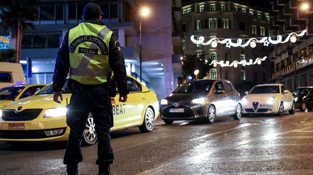 Αλλαγές από τα ξημερώματα της Δευτέρας σε ΙΧ και οχήματα δημόσιας χρήσης – Αναλυτικά τα καινούργια δεδομένα στις μετακινήσεις