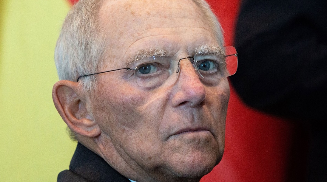 O πρόεδρος του γερμανικού κοινοβουλίου Βόλφγκανγκ Σόιμπλε εξήγησε τους λόγους για τους οποίους  δεν έχει ακόμη κάνει το εμβόλιο για τον κορωνοϊό