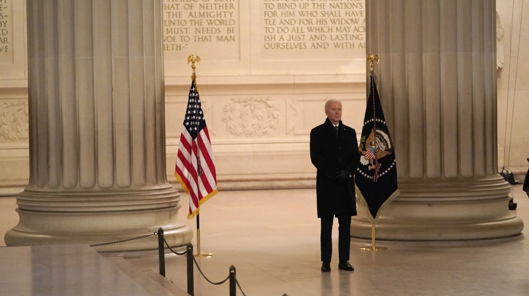 Τζο Μπάιντεν και Τζάστιν Τριντό συμφώνησαν να συναντηθούν τον επόμενο μήνα, έπειτα από τηλεφωνική συνομιλία του νέου προέδρου των ΗΠΑ με τον Καναδό πρωθυπουργό 