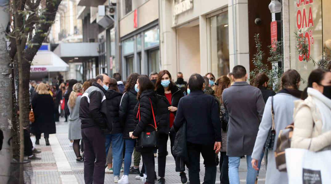ΑΥΞΗΜΕΝΗ ΚΙΝΗΣΗ ΣΤΑ ΜΑΓΑΖΙΑ 