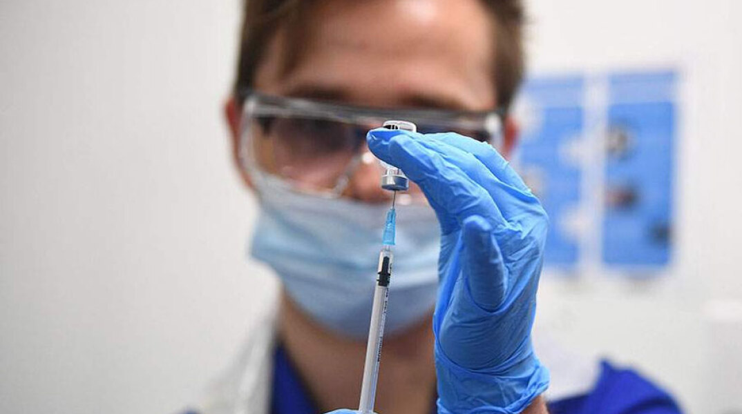 Εμβολιασμός για τον κορωνοϊό Εμβολιασμός για τον κορωνοϊό
