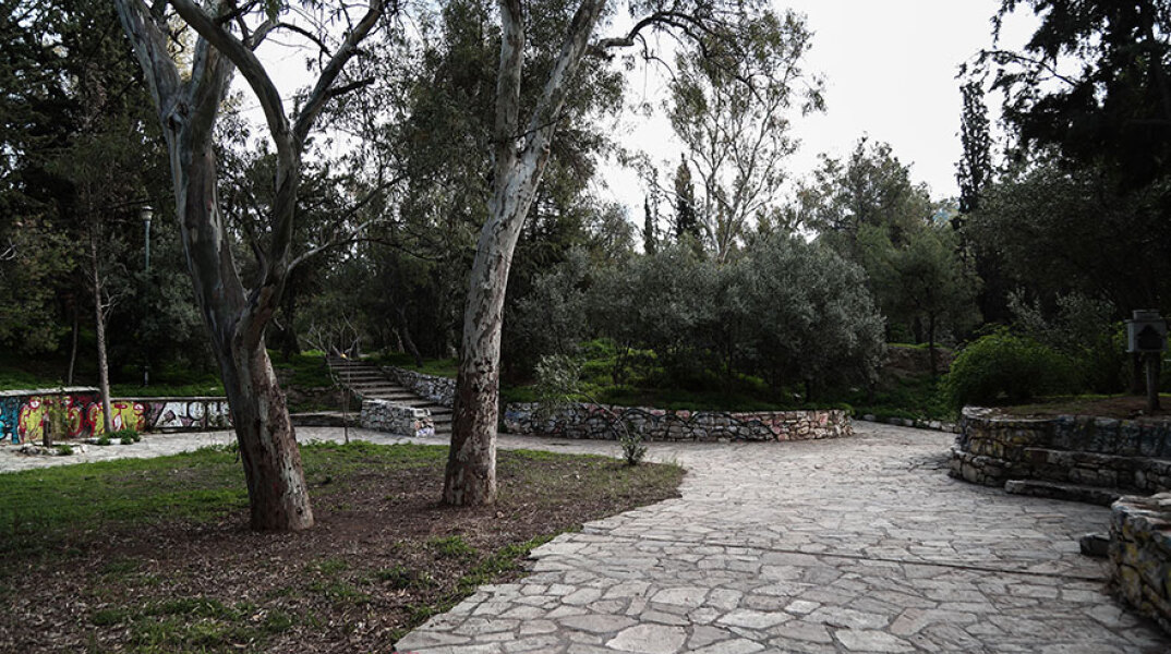 Λόφος Στρέφη