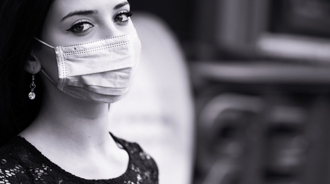 Τι είναι το φαινόμενο «MASKNE» και πώς θα απαλλαγείτε