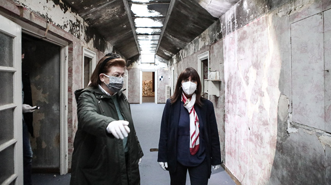 ΕΠΙΣΚΕΨΗ ΤΗΣ ΠΡΟΕΔΡΟΥ ΤΗΣ ΔΗΜΟΚΡΑΤΙΑΣ ΚΑΤΕΡΙΝΑΣ ΣΑΚΕΛΛΑΡΟΠΟΥΛΟΥ ΣΤΟ ΚΤΗΜΑ ΤΑΤΟΪΟΥ